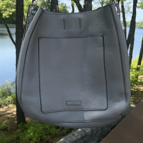 Rebecca Minkoff bag- LIKE NEW - Picture 2 of 13